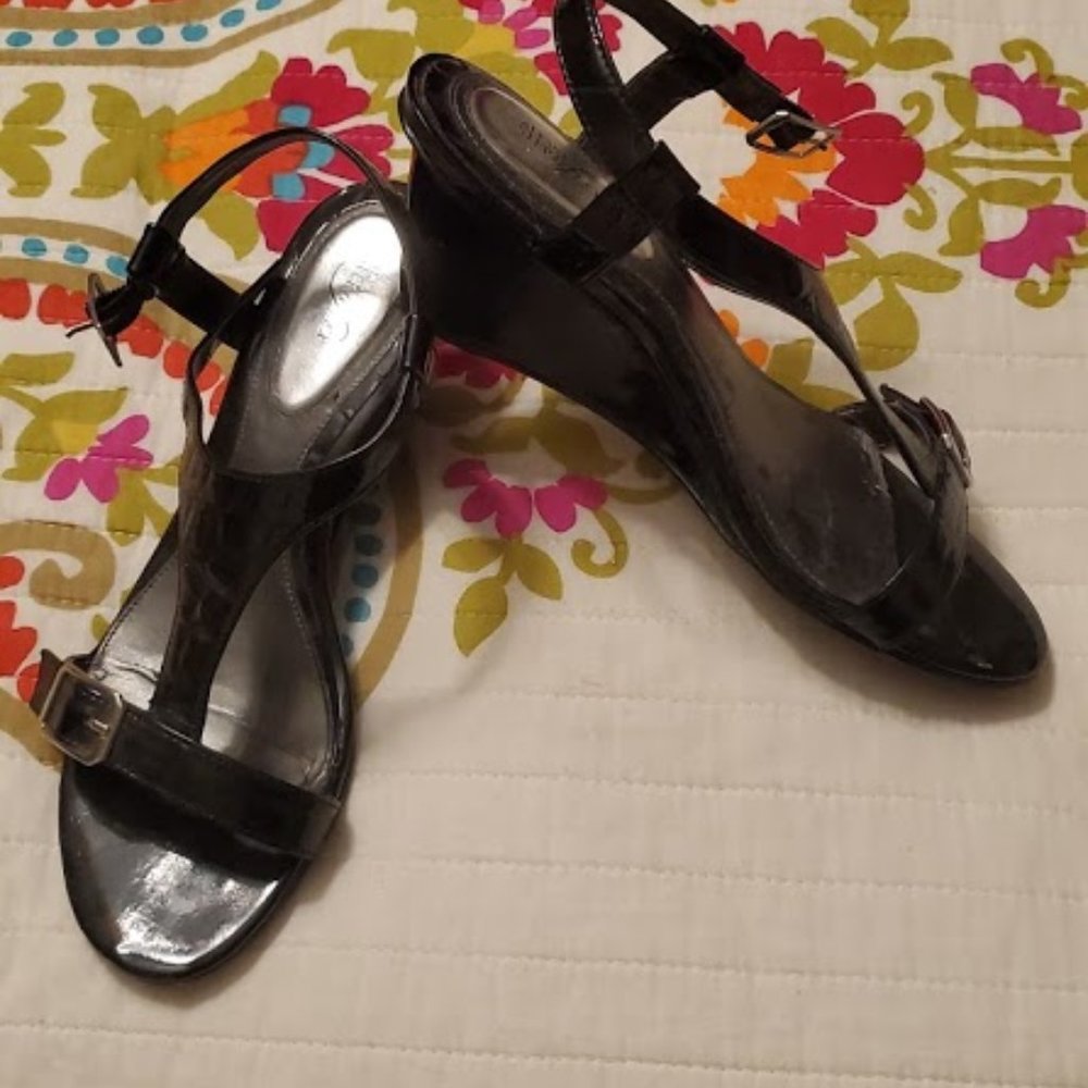 BRAND NEW ALFANI Open Toe Heel Small Wedge